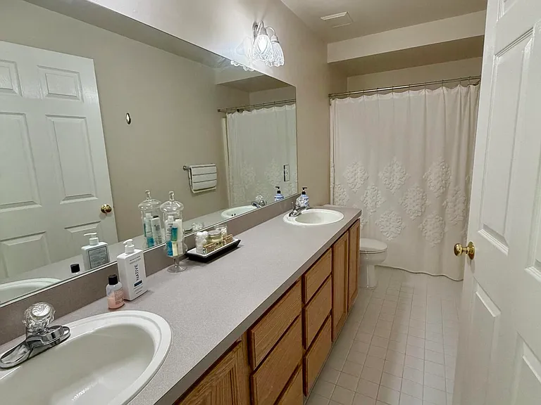 6961 Suncrest Dr — Photo 28