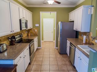 276 Springdale Dr, Gardendale, AL 35071