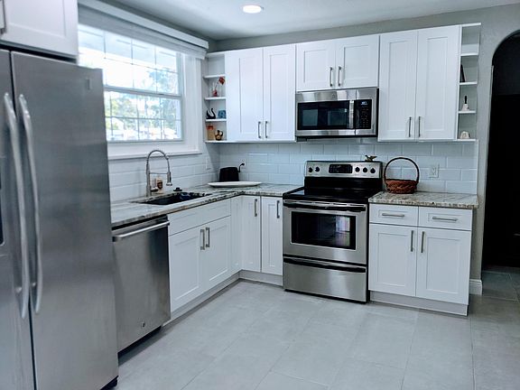 2nd image of 4934 21st St N #B