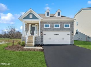 2 Melody Ln, Freehold, NJ 07728