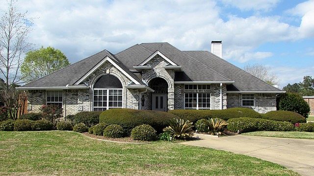 1st image of 202 Cedar Creek Ln