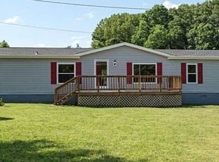 2016 Errel Dowlen Rd, Pleasant View, TN 37146