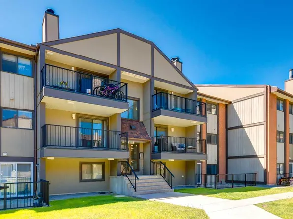 13045 N 6th St SW #2208, Calgary, AB T2W 5H1