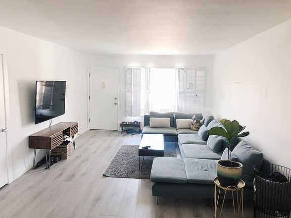 2nd image of 5232 Corteen Pl Unit 30