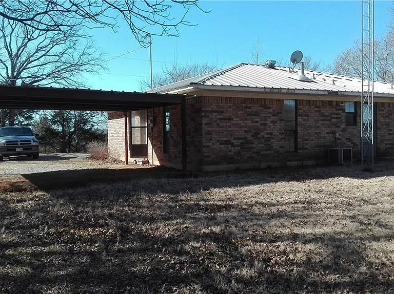 88 Jade Ln — Photo 3