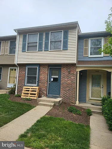 1664 Devil Ln Photo 1