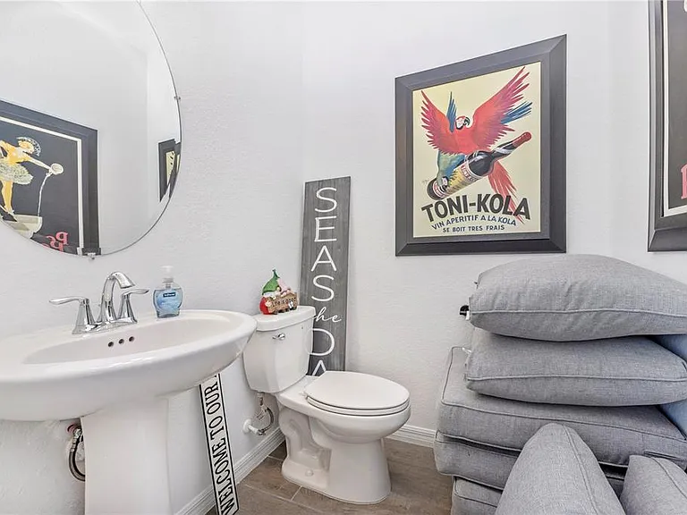 17697 Santorini Ct — Photo 45