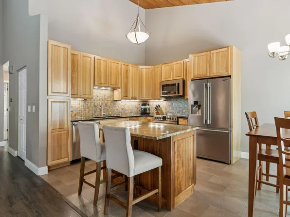 8320 Upper 138th Ct, Apple Valley, MN 55124