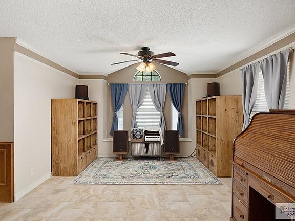 4th image of 2913 Cypress Dr