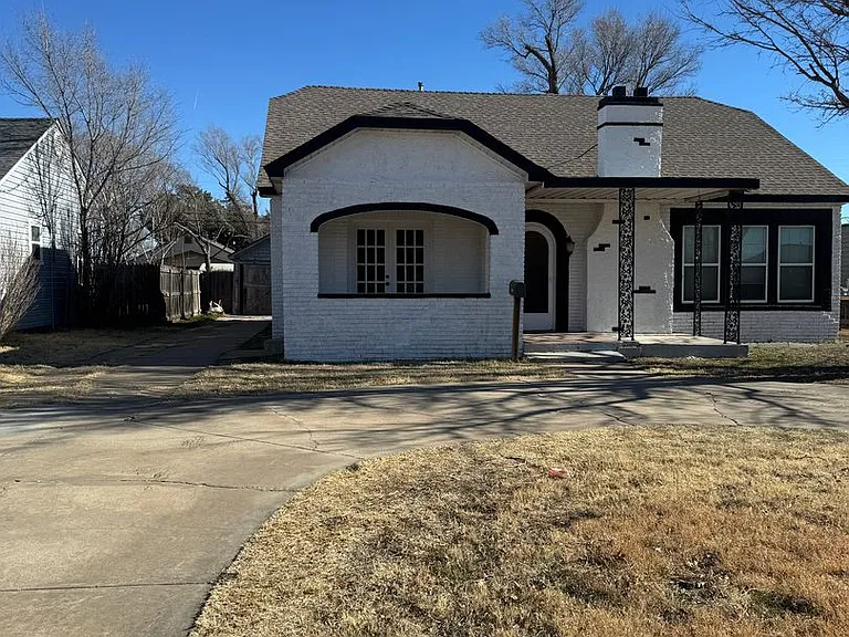 3205 S Tyler St — Photo 1