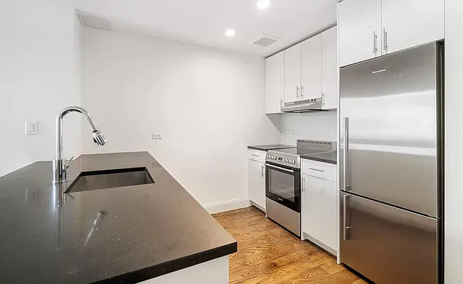 Rented by Compass | media 14