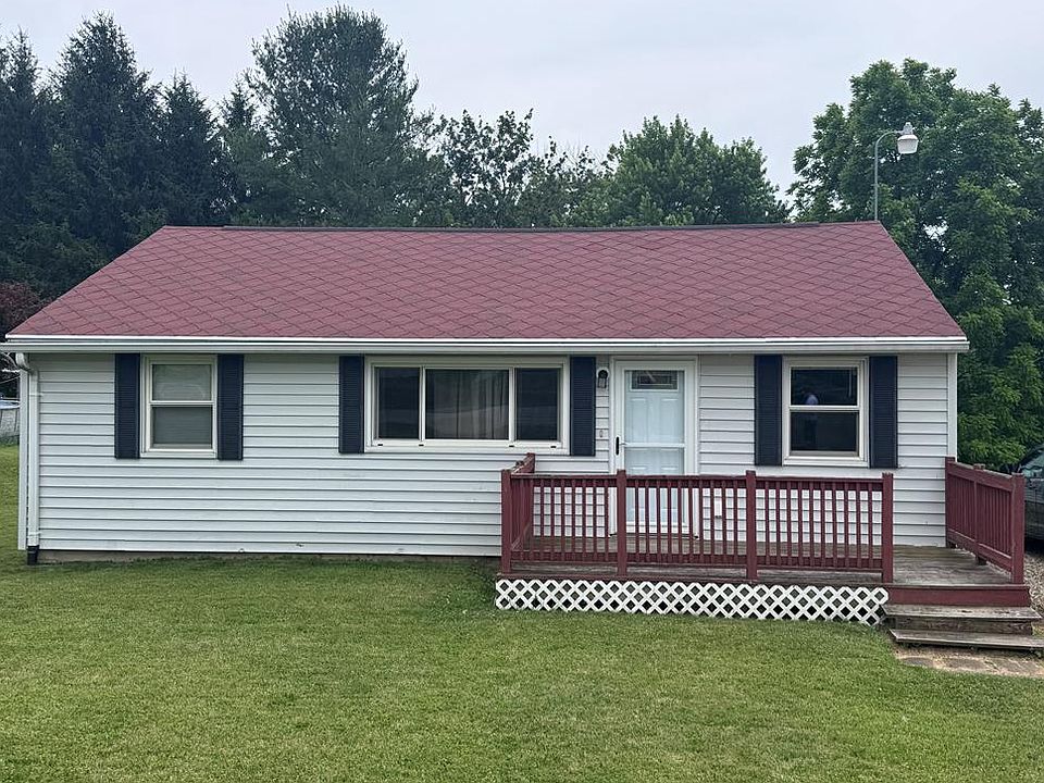 1st image of 746 Forest Dr