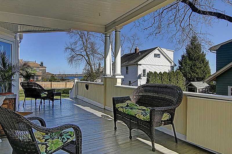 2nd image of 1434 Narragansett Blvd