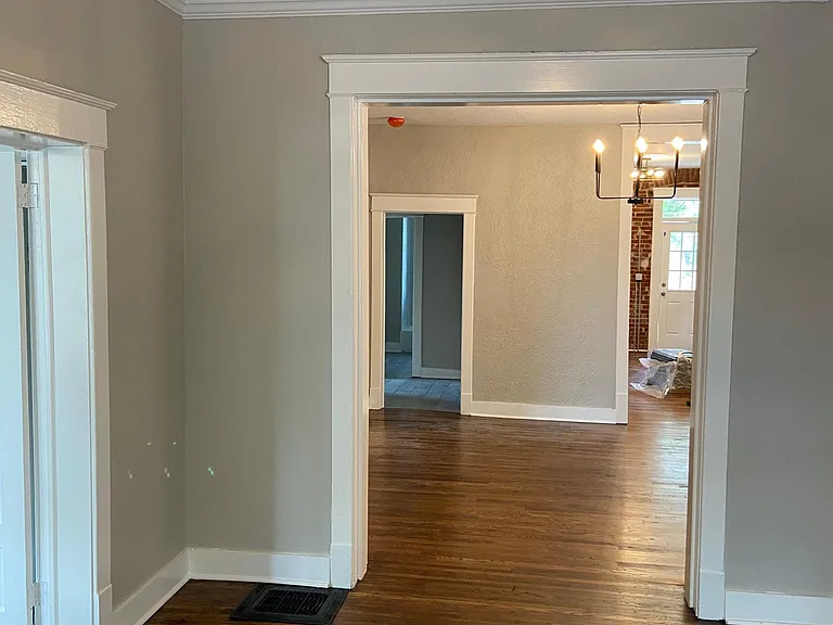 540 Olive St #1 — Photo 9