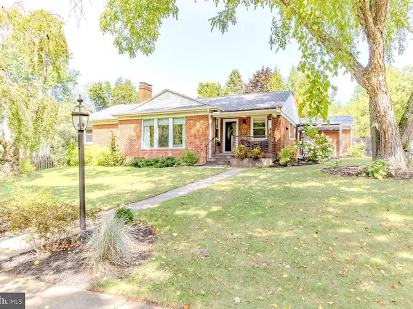 293 Homan Ave, State College, PA 16801