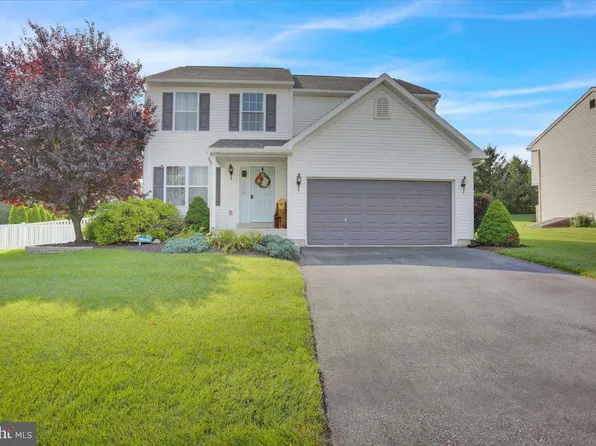26 Katylyn Ln, Reading, PA 19605