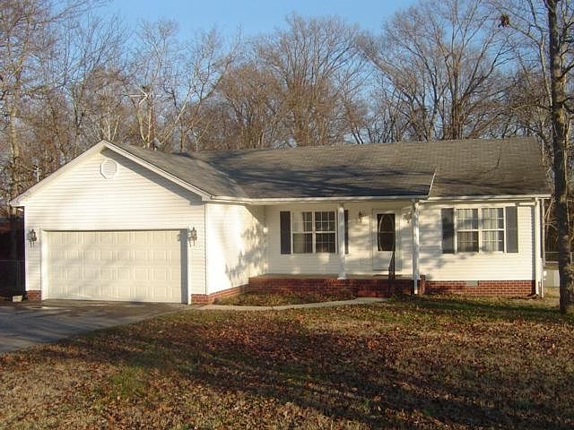 1st image of 122 Whispering Oak Dr