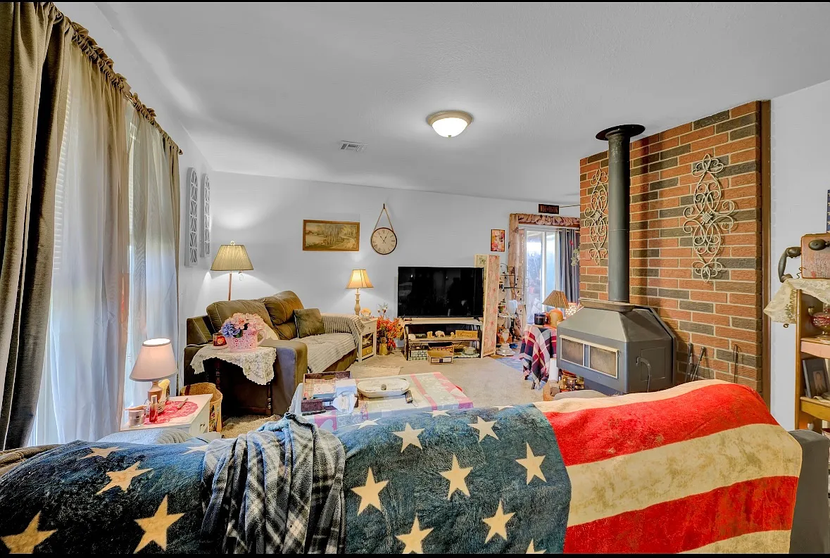 2 bed, 992 sqft, $1,100 — Photo 4