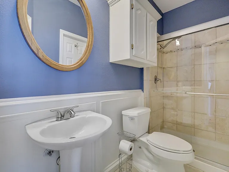 1st floor bathroom