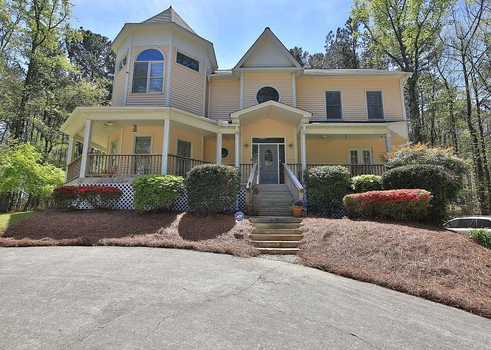 1st image of 985 Pinbrook Dr