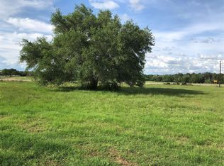154 Pvt #1671, Hallettsville, TX 77964