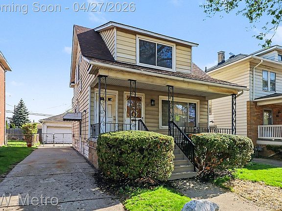 3rd image of 85 Walnut St