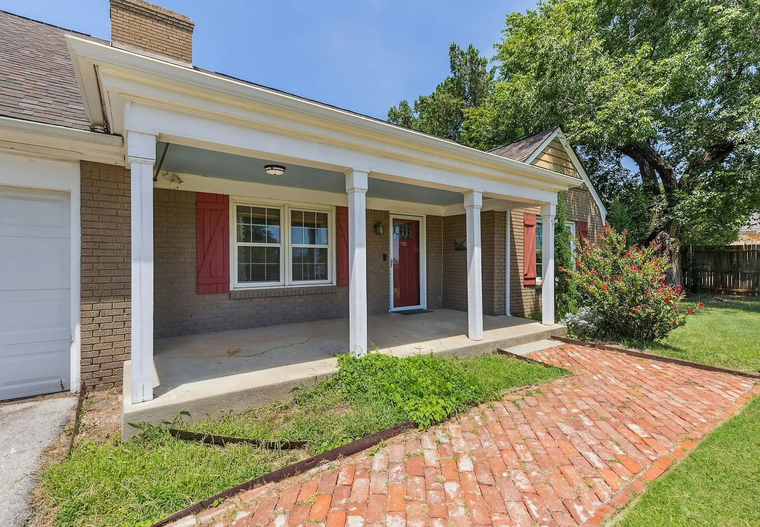 1101 Glenwood Avenue — Photo 3