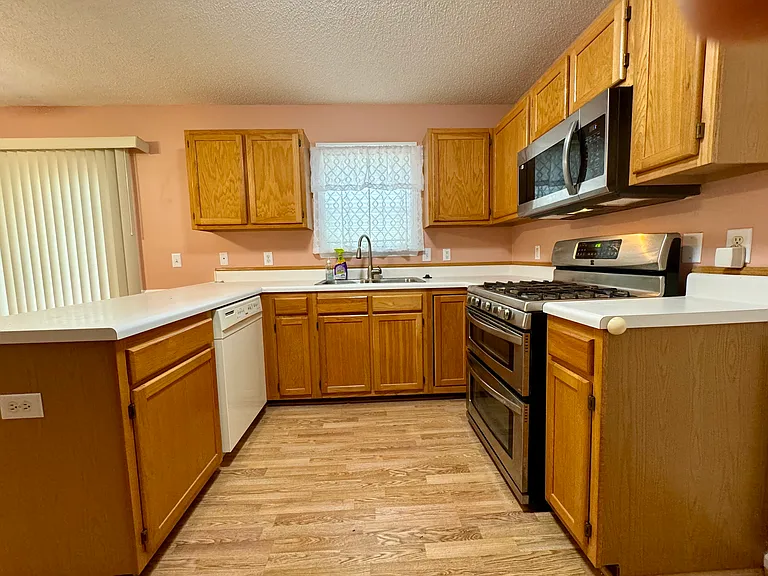1117 Creek Haven Dr — Photo 24