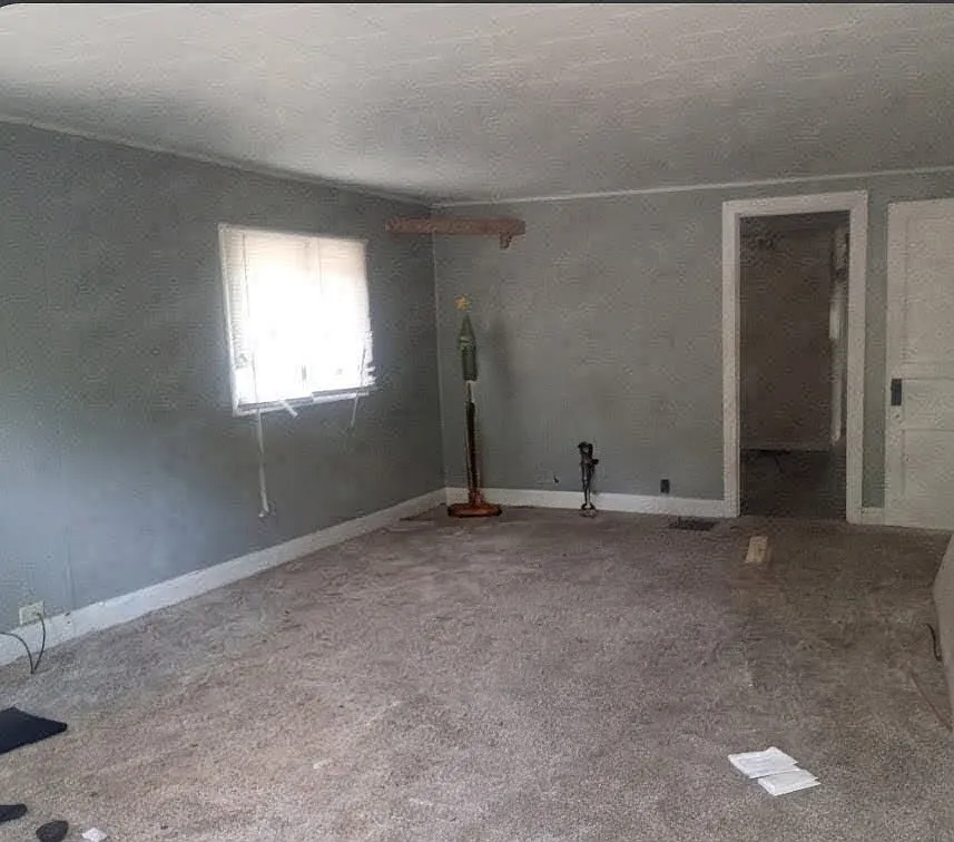 3 bed, 1932 sqft, $1,180 — Photo 3