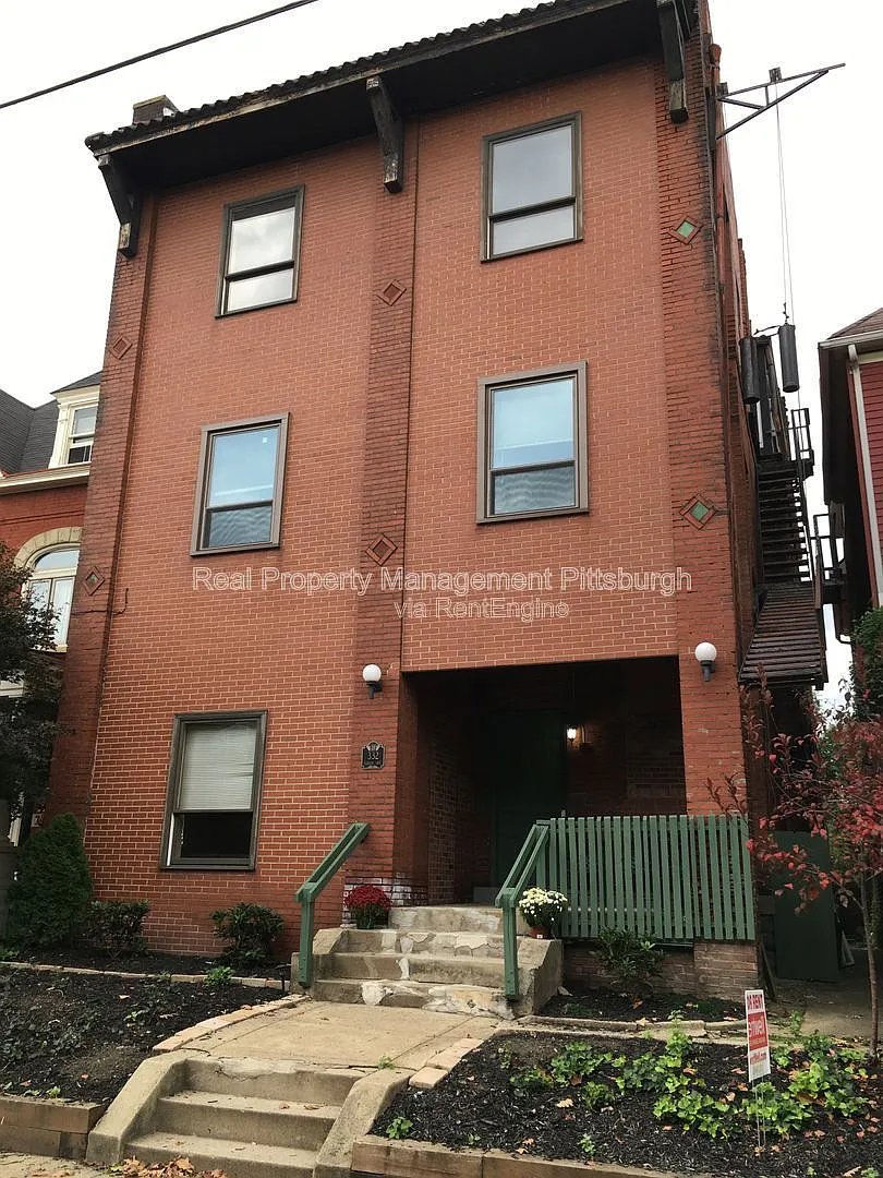1 bed, 1.0 bath, 550 sqft, $1,295 — Photo 1
