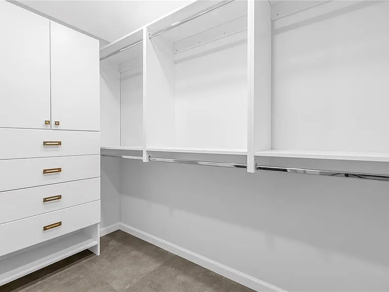 6020 Shore Blvd S #712 — Photo 32