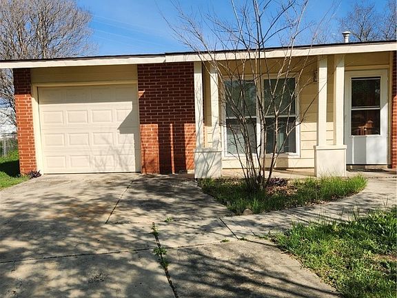 3rd image of 824 Brooks Ave