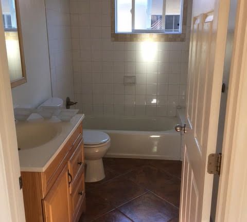 5th image of 161 Forbes Ln