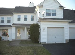 42 Vanderburgh Rd, Poughquag, NY 12570