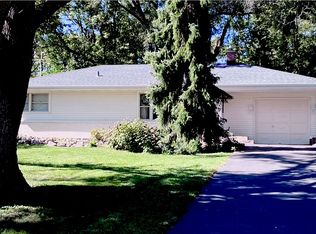 301 N Kent Rd, McHenry, IL 60051