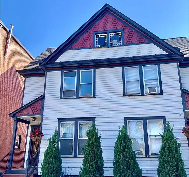 62 Trinity Pl