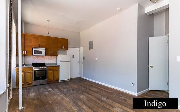 5th image of 723 Saint Nicholas Ave APT 2