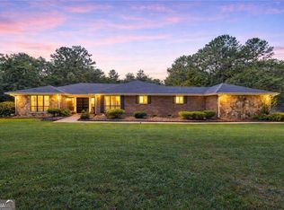 1535 Pathfinder Way, Lilburn, GA 30047