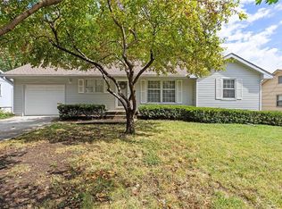 703 SW Williams St, Lees Summit, MO 64081