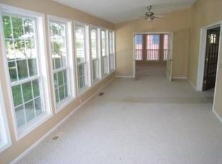 10123 Freeport Rd, Durand, IL 61024