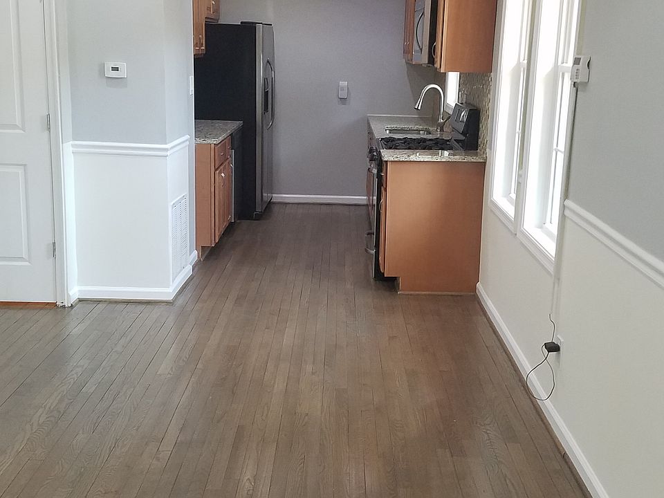 1st image of 3350 Ely Pl SE