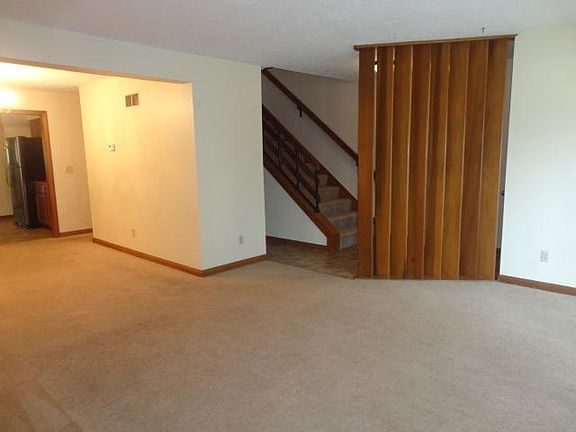 5th image of 5012 Winthrop Dr