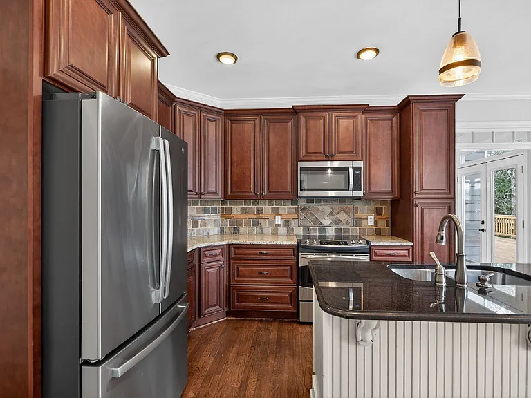 1712 Kenbrook Ct NW — Photo 16
