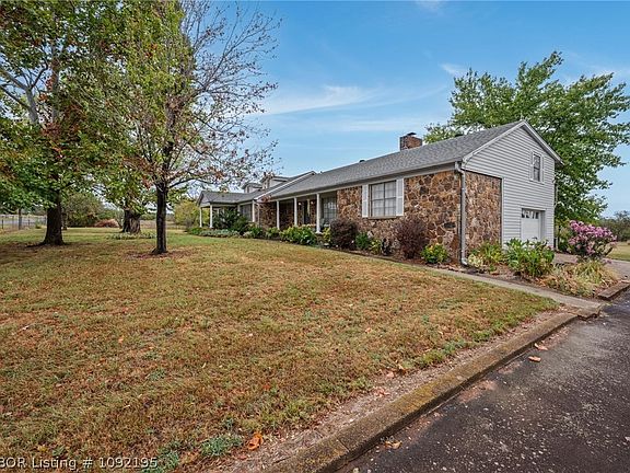 2nd image of 7006 Slate Hill Rd