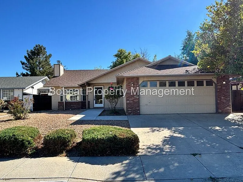 3 bed, 2.0 bath, 1360 sqft, $2,595 — Photo 1