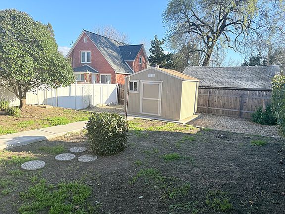 2nd image of 108 Ben Ezra Ave