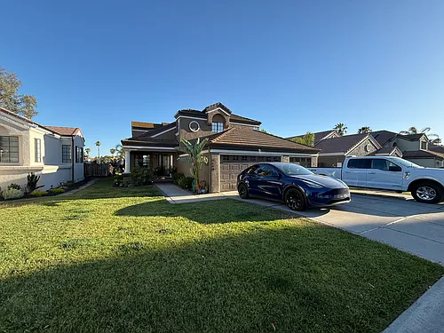 5330 Edgeview Dr Photo 1