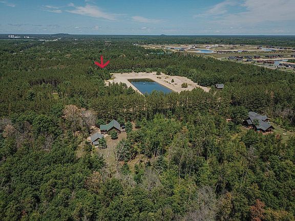 4th image of W6067 N Lake Dr