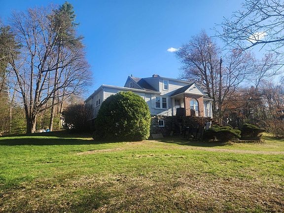3rd image of 115 Hovey Road