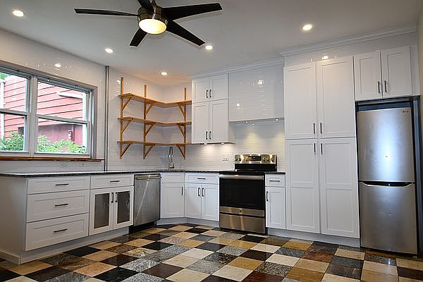 1st image of 152 N 8th St #2C